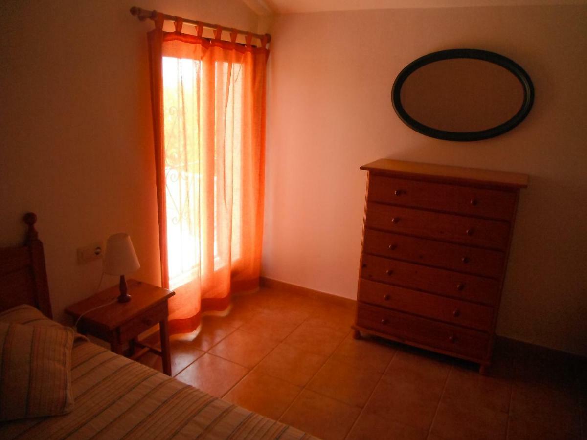 Casa Laura Guest House Deltebre Bagian luar foto