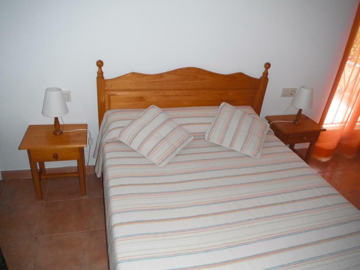 Casa Laura Guest House Deltebre Bagian luar foto