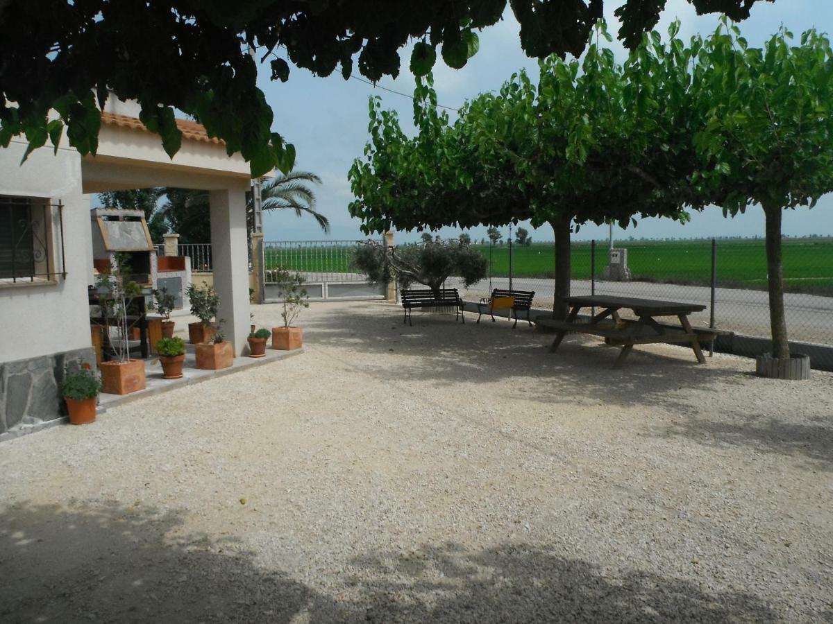 Casa Laura Guest House Deltebre Bagian luar foto